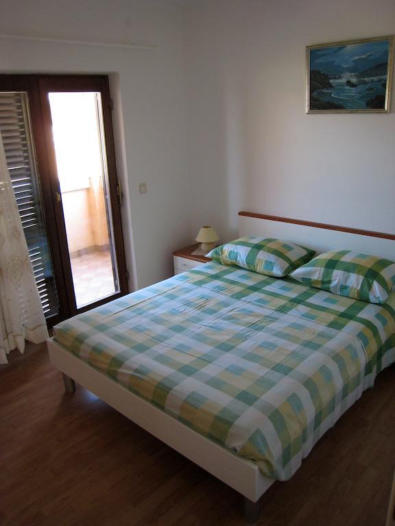 Apartments Mediterranean Sundance Водице Екстер'єр фото