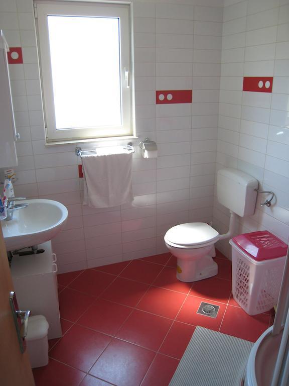 Apartments Mediterranean Sundance Водице Номер фото