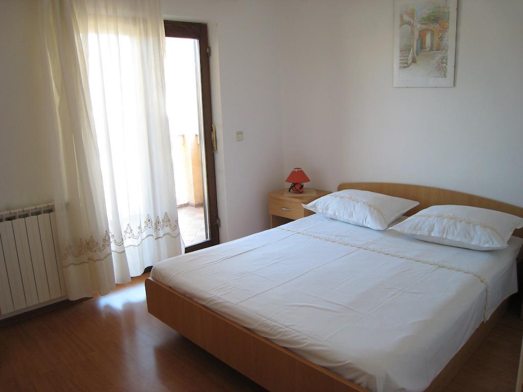 Apartments Mediterranean Sundance Водице Номер фото
