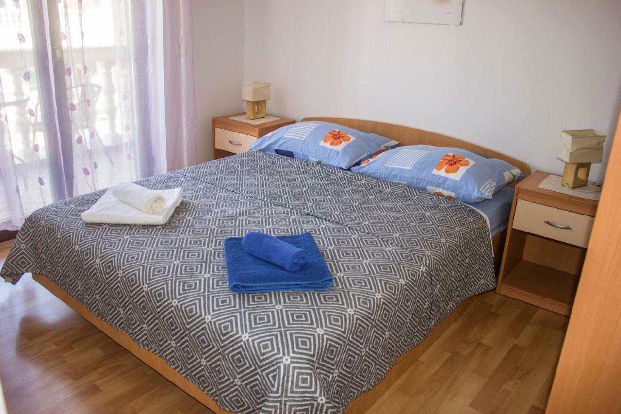 Apartments Mediterranean Sundance Водице Екстер'єр фото